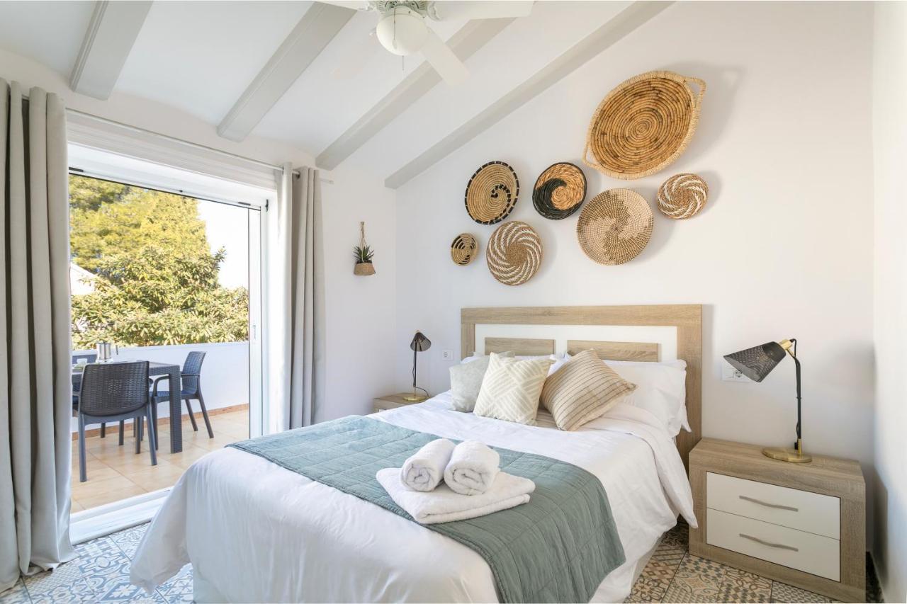 Hola from Helios Villa Muntanya la Sella Exteriör bild